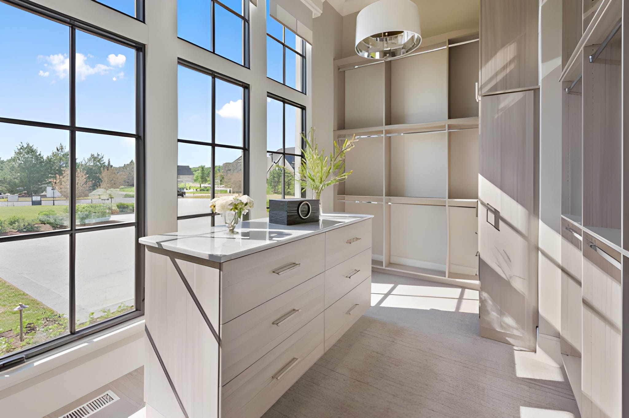 Home Remodeling & Renovations in The Woodlands & Surrounding Area | DTH Remodeling | Custom Closets