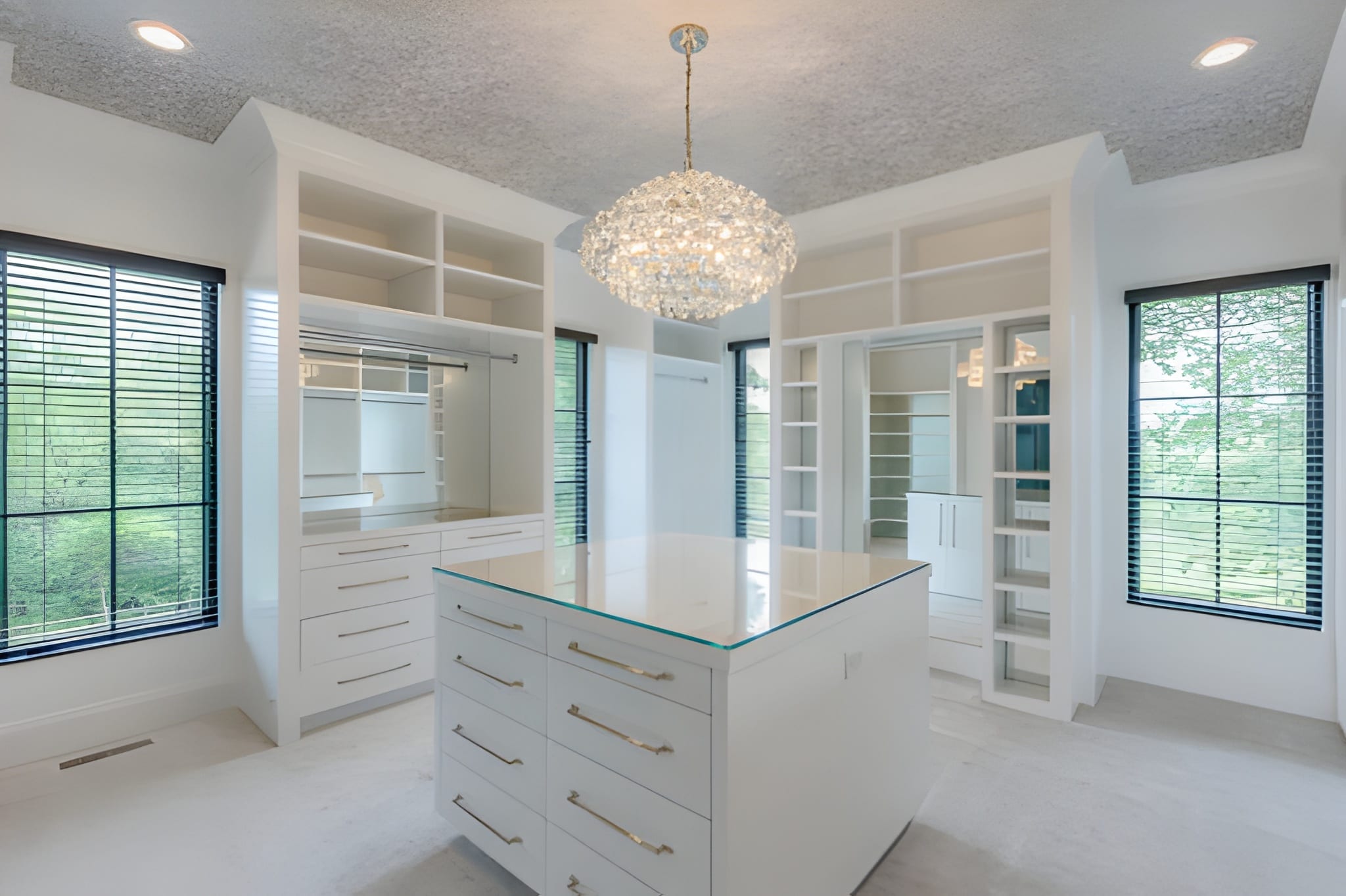 Home Remodeling & Renovations in The Woodlands & Surrounding Area | DTH Remodeling | Custom Closets